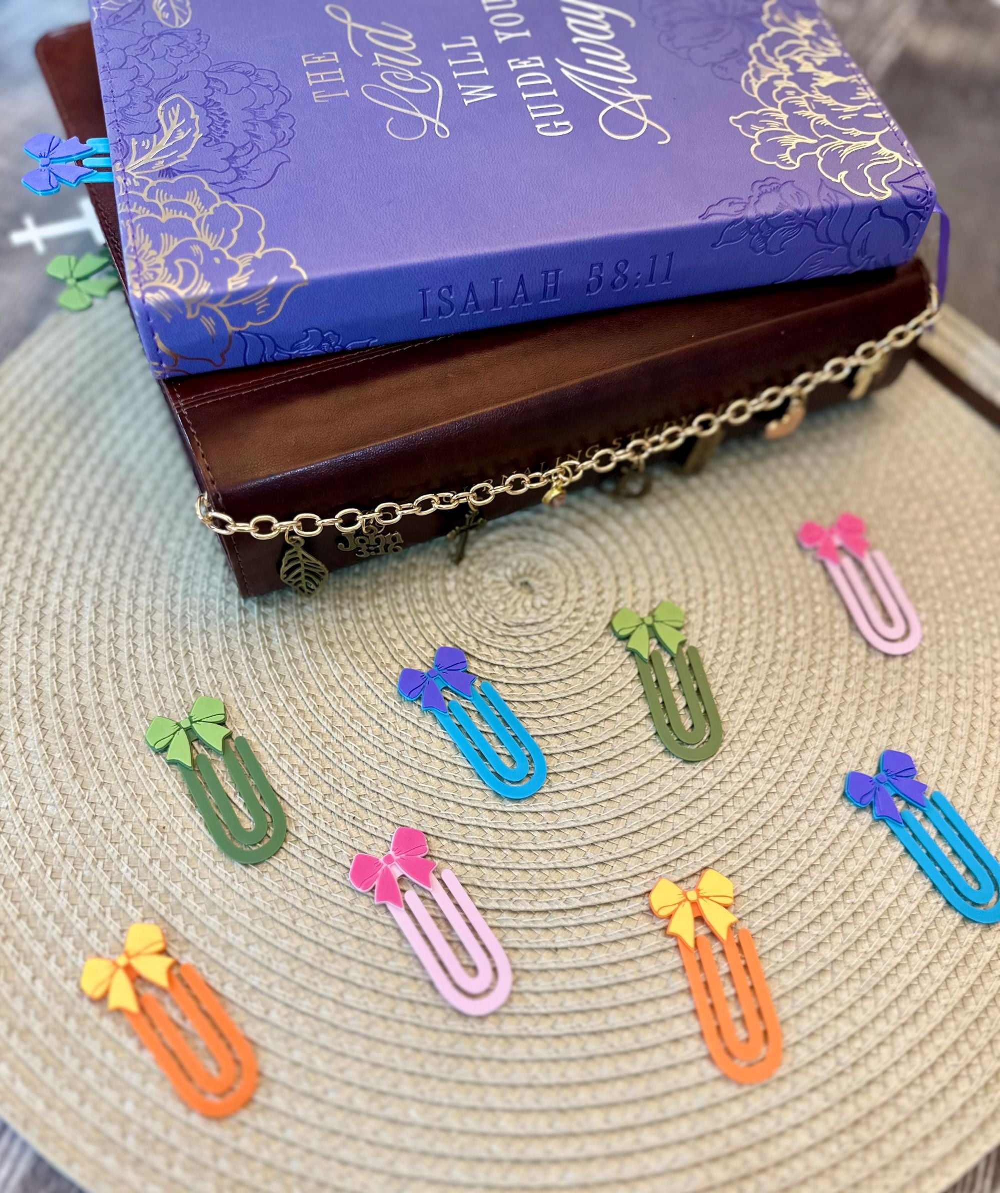 Single/Packs of Bow Bookmark Paper Clips